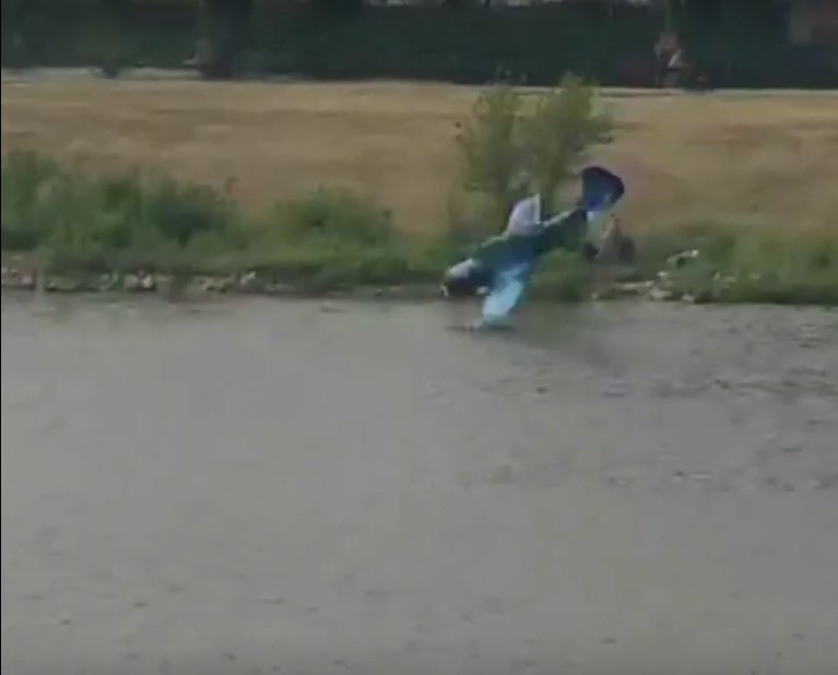 Кадр из видео в YouTube